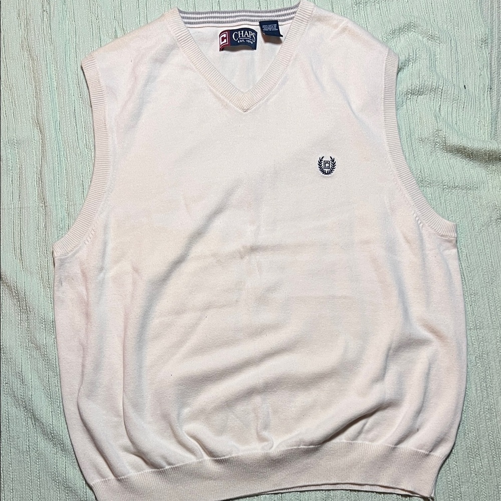 Chaps Men's V-Neck Sweater Vest in Cream